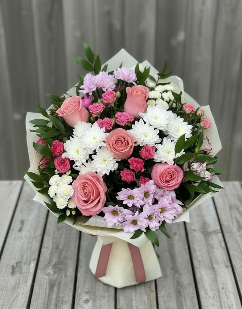 Букет цветов из: Альстромерии, Гвоздики, Розы и Хризантемы в Кабожа