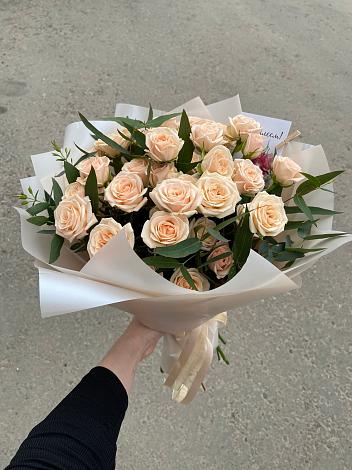 Букет Кремовые розы Латте в Кабожа