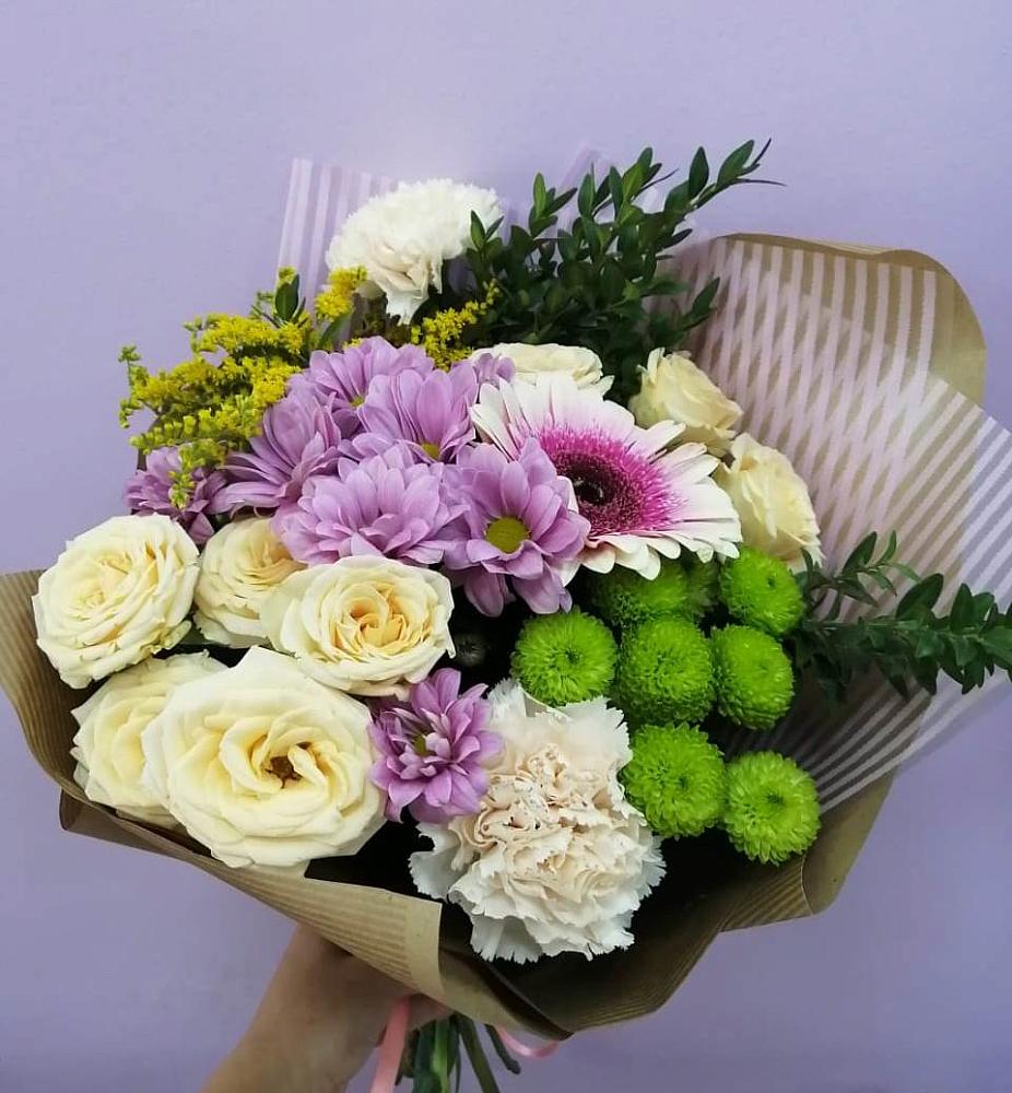 Букет цветов из: Хризантемы, Розы, Гвоздики и Герберы в Кабожа