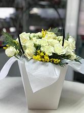 Композиция бриллиант в Кабожа Цветочная композиция из Розы в Кабожа