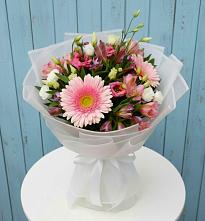 Букет цветов из:  Герберы, Альстромерии и Лизиантусы в Кабожа